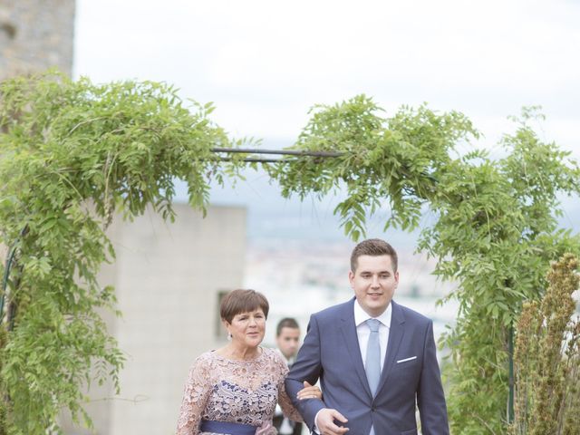 La boda de Borja y Adriana en Gorraiz, Navarra 17