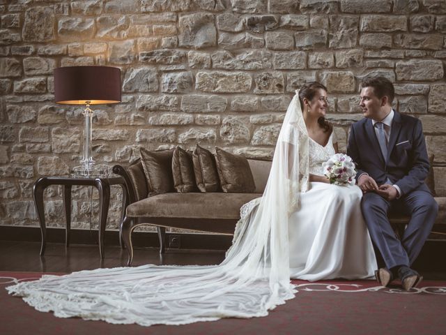 La boda de Borja y Adriana en Gorraiz, Navarra 23