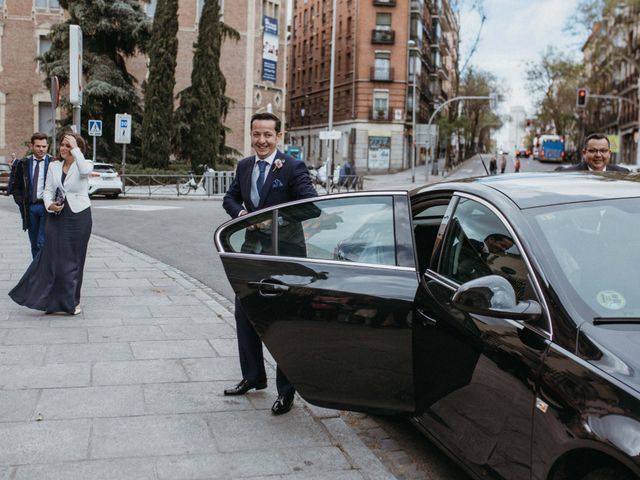 La boda de Manuel y Elena en Madrid, Madrid 19