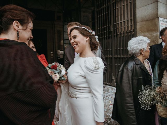 La boda de Manuel y Elena en Madrid, Madrid 28