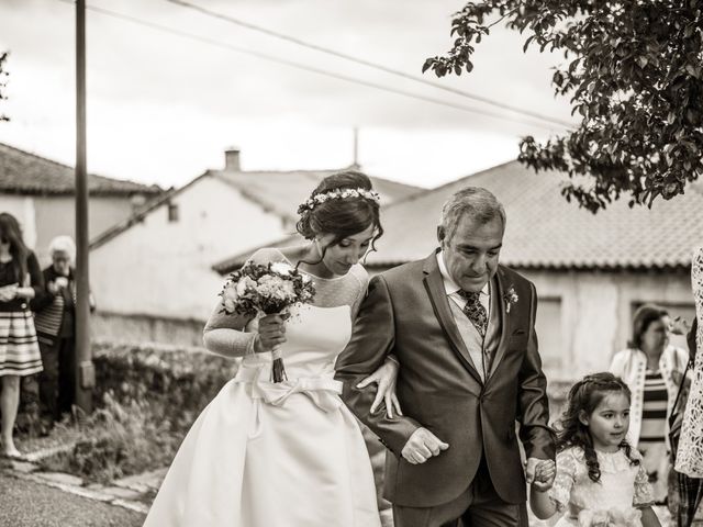 La boda de Javier y Leticia en Villaverde Del Monte, Soria 13