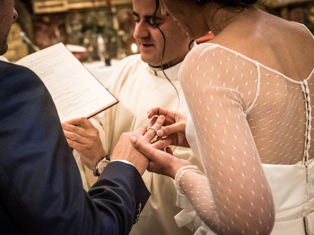 La boda de Javier y Leticia en Villaverde Del Monte, Soria 23