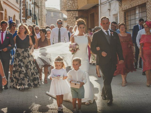 La boda de Ismael y Raquel en Requena, Valencia 9