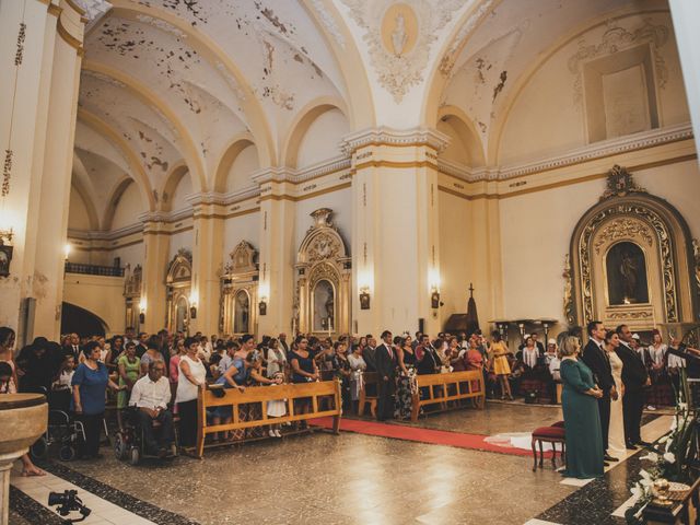 La boda de Ismael y Raquel en Requena, Valencia 13