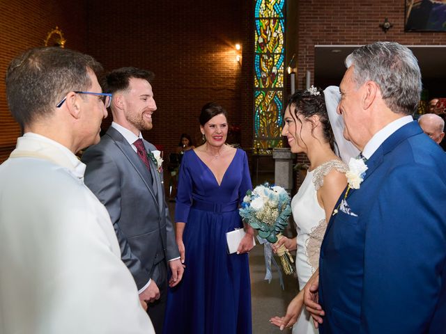 La boda de Isabel y David en Alcalá De Henares, Madrid 22