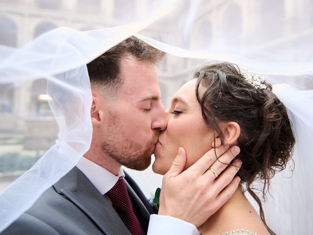 La boda de Isabel y David en Alcalá De Henares, Madrid 1