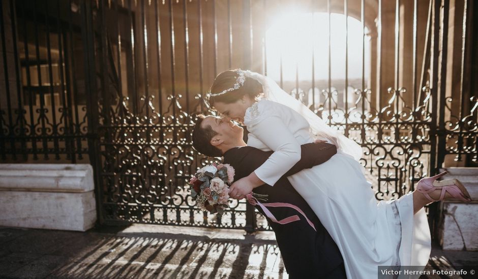 La boda de Manuel y Elena en Madrid, Madrid