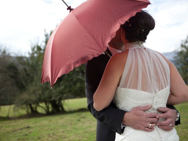 La boda de Miguel Ángel  y Beatriz en Vitoria-gasteiz, Álava 21