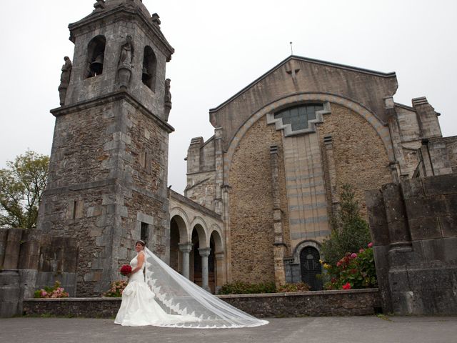 La boda de Miguel Ángel  y Beatriz en Vitoria-gasteiz, Álava 28