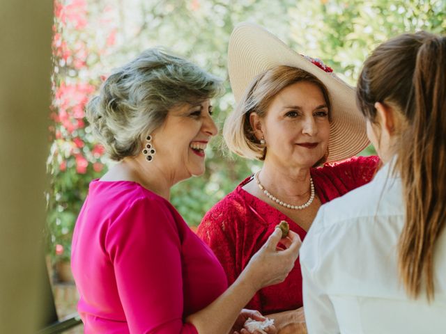 La boda de Juan Carlos y Azahara en El Puerto De Santa Maria, Cádiz 34