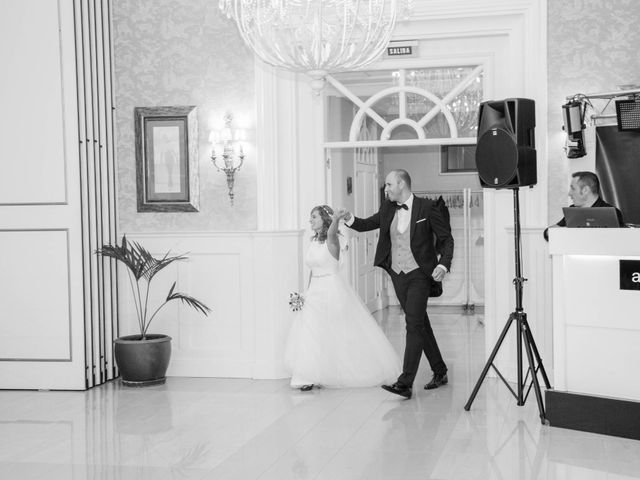 La boda de David y Conchi en Teo, A Coruña 20