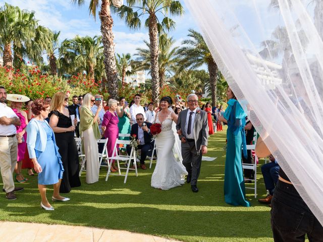 La boda de Jordi y Yolanda en Tarragona, Tarragona 19