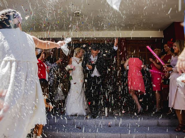 La boda de Alfredo y Ana Mari en Los Barrios, Cádiz 15