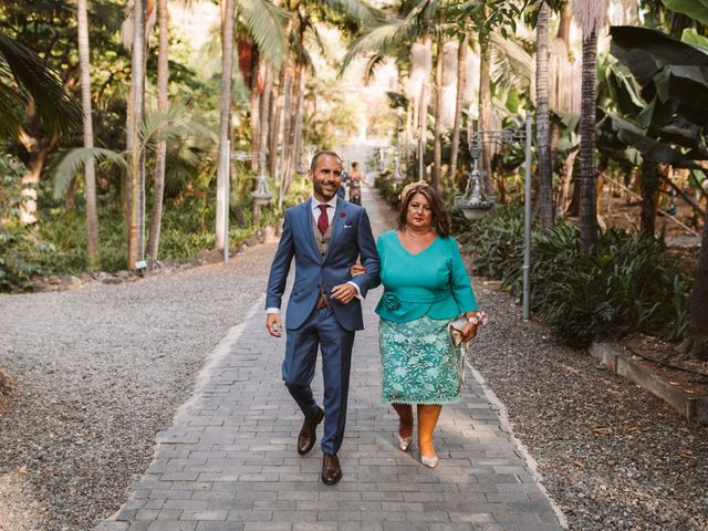 La boda de Carlos y Nacho en Las Palmas De Gran Canaria, Las Palmas 26