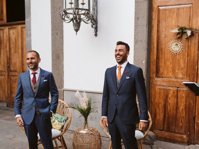 La boda de Carlos y Nacho en Las Palmas De Gran Canaria, Las Palmas 33