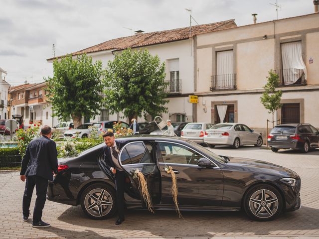 La boda de Jose Ramón y Estefanía en Talamanca Del Jarama, Madrid 74