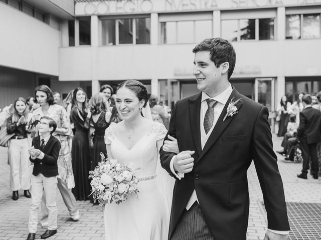 La boda de Nacho y María en Villalbilla, Madrid 98