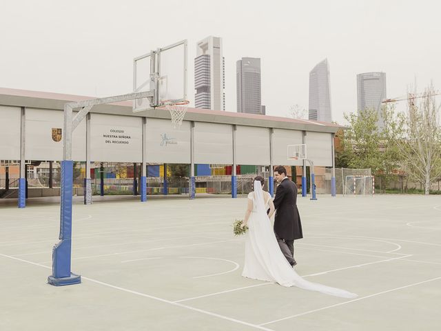 La boda de Nacho y María en Villalbilla, Madrid 101