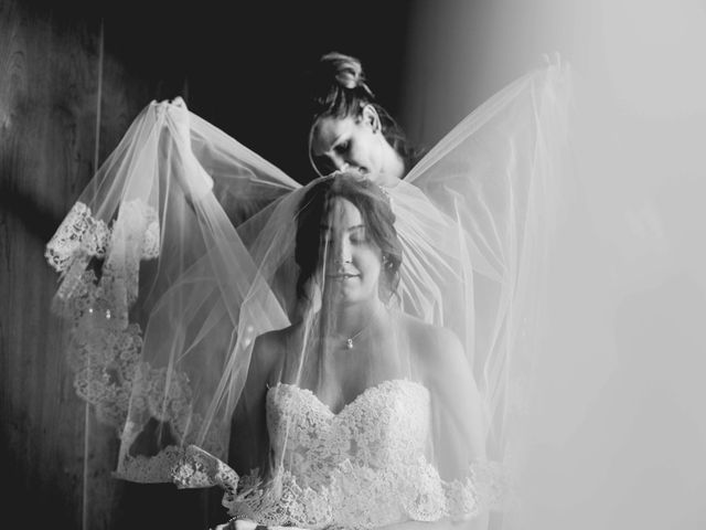 La boda de Rubén y Nadine en Sant Fost De Campsentelles, Barcelona 18