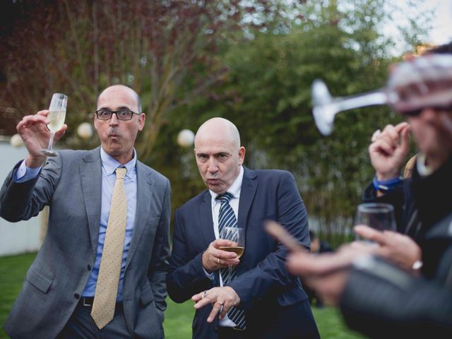 La boda de Rubén y Nadine en Sant Fost De Campsentelles, Barcelona 36