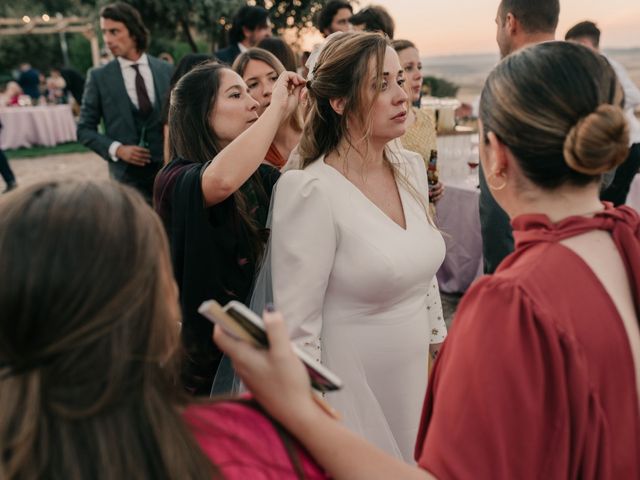 La boda de Jose y Isa en Caracuel De Calatrava, Ciudad Real 114