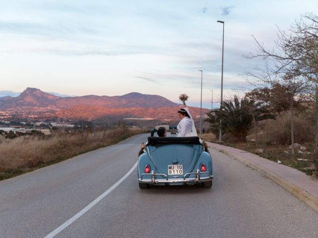 La boda de Luis y Maria en Monóver/monóvar, Alicante 1