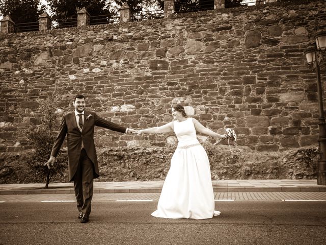 La boda de Diego y Bea en Ponferrada, León 31