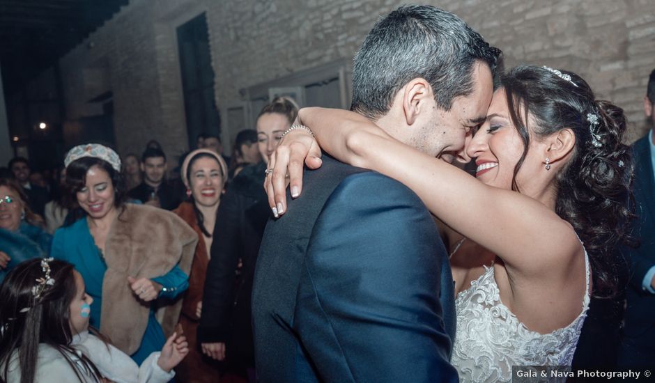 La boda de Mónica  y Javier  en Sanlucar De Barrameda, Cádiz