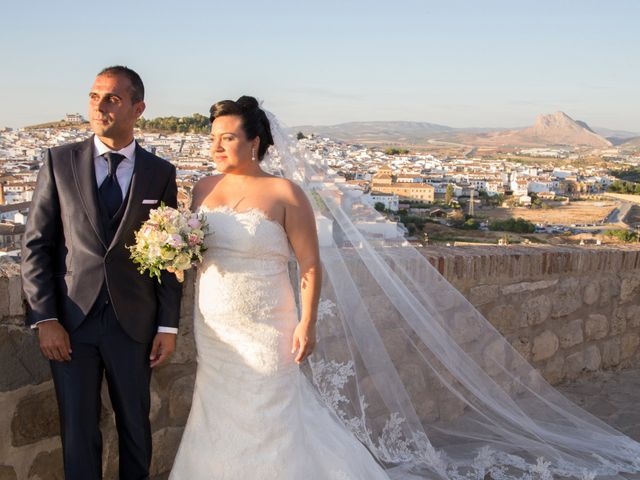 La boda de Luis y Alejandra en Antequera, Málaga 21