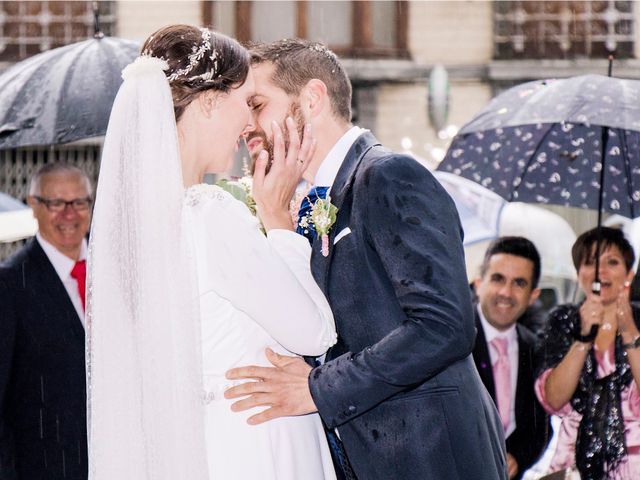 La boda de Alberto y Claudia en Noreña, Asturias 24