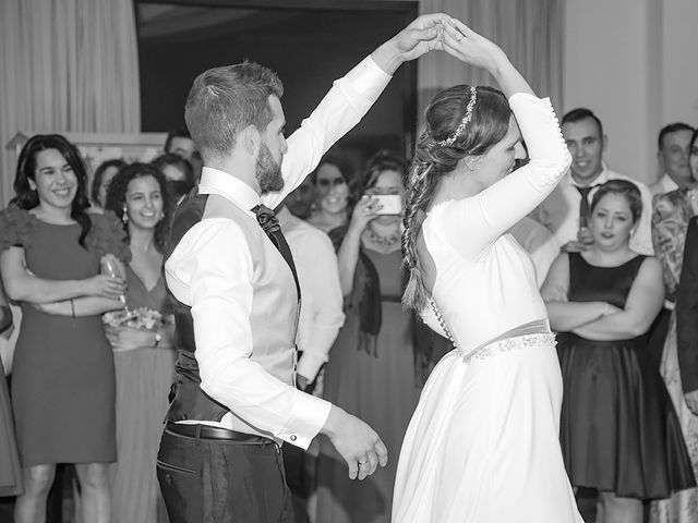 La boda de Alberto y Claudia en Noreña, Asturias 35