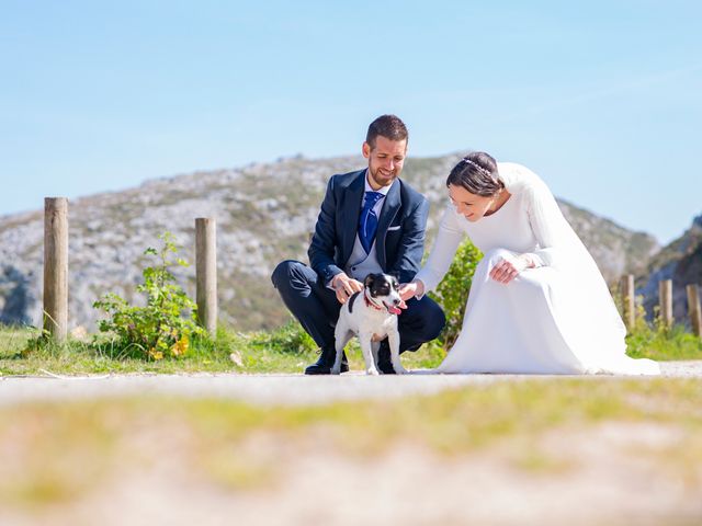 La boda de Alberto y Claudia en Noreña, Asturias 43