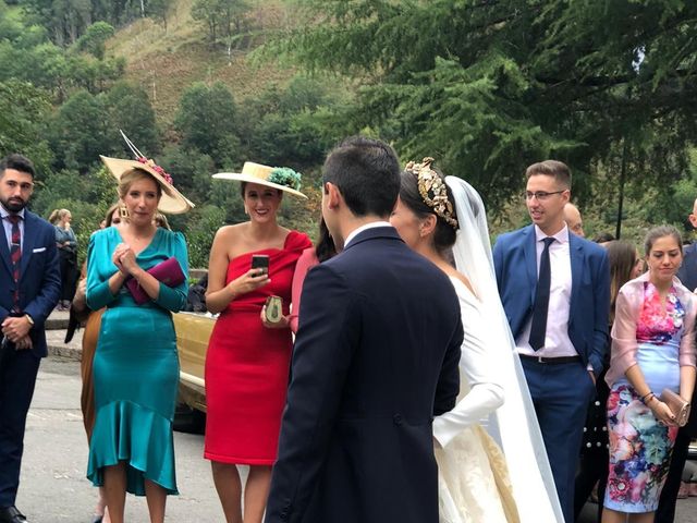 La boda de Javi y Maria en Covadonga (Oviedo), Asturias 4