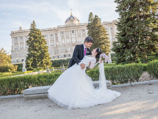 La boda de Adrián y Stefani en Madrid, Madrid 17