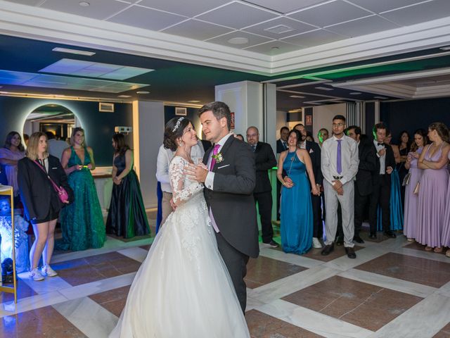 La boda de Adrián y Stefani en Madrid, Madrid 27