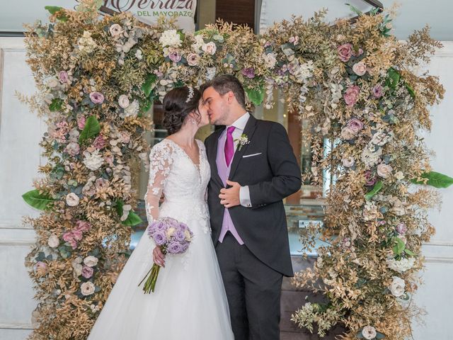 La boda de Adrián y Stefani en Madrid, Madrid 2