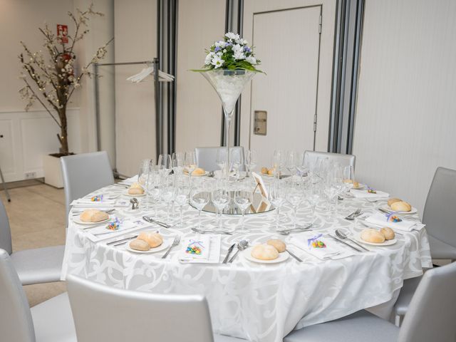 La boda de Adrián y Stefani en Madrid, Madrid 29