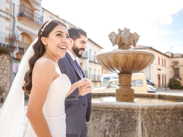 La boda de Carlos y Cynthia en Jarandilla, Cáceres 10