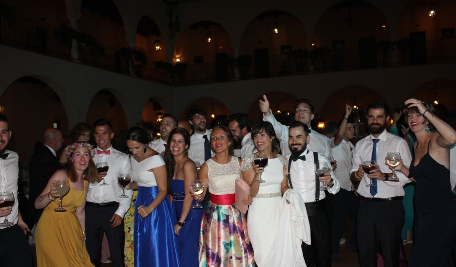 La boda de Ulises y Alexandra en Huelva, Huelva