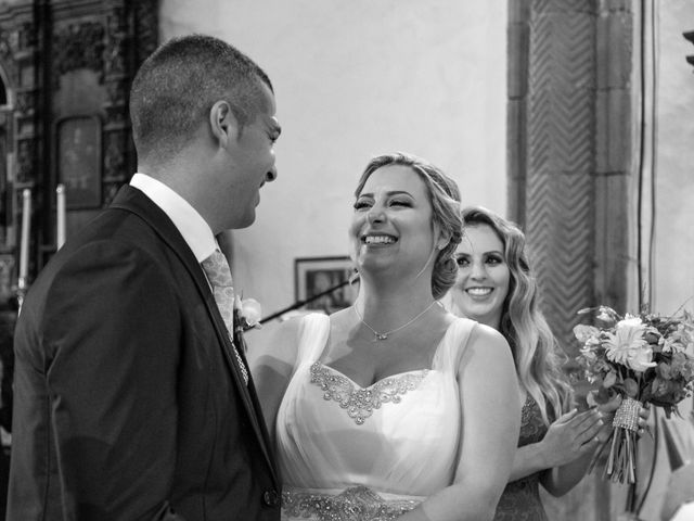 La boda de Juanjo y Carla en Icod de los Vinos, Santa Cruz de Tenerife 21