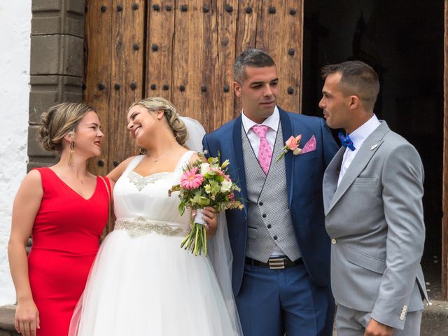 La boda de Juanjo y Carla en Icod de los Vinos, Santa Cruz de Tenerife 28
