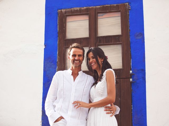 La boda de J.O y Lorena en Cala De San Vicente Ibiza, Islas Baleares 4