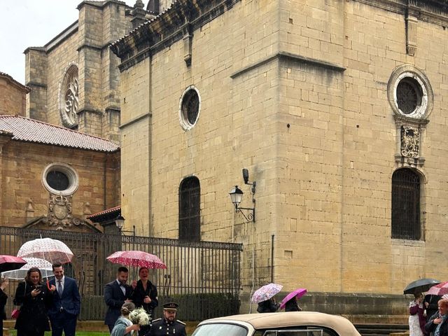 La boda de Ángel  y Cristina en Oviedo, Asturias 4