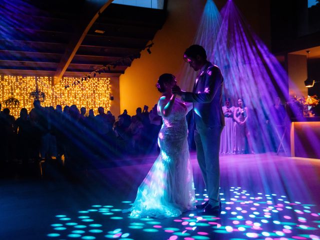 La boda de Fynn y Ruth en La Pobla De Claramunt, Barcelona 1