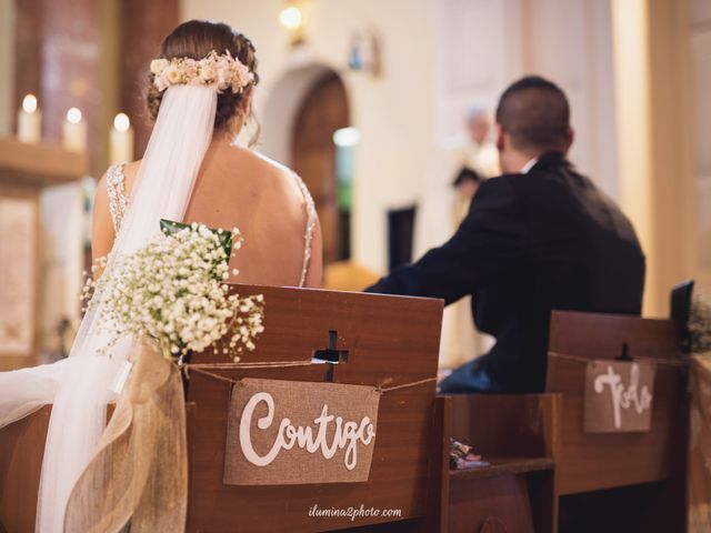 La boda de Adrián y Patricia en L&apos; Hospitalet De Llobregat, Barcelona 15