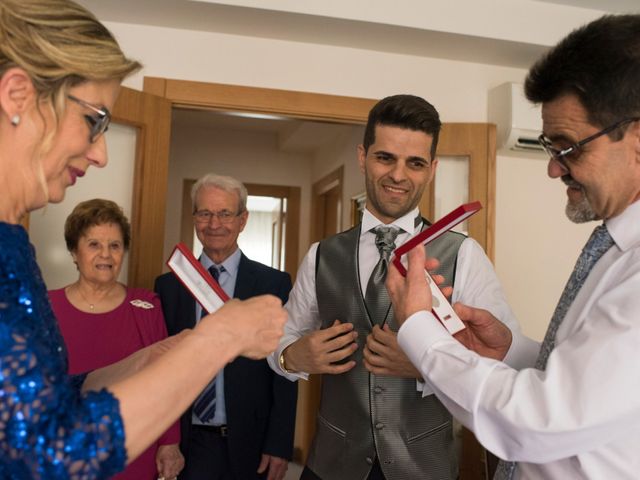 La boda de David y Amparo en El Puig, Valencia 28