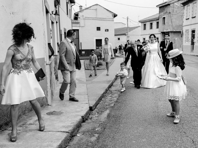 La boda de David y Almudena en Benavente, Zamora 20