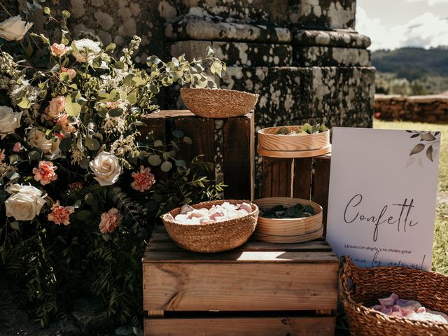 La boda de Abraham y Tania en Santiago De Compostela, A Coruña 2