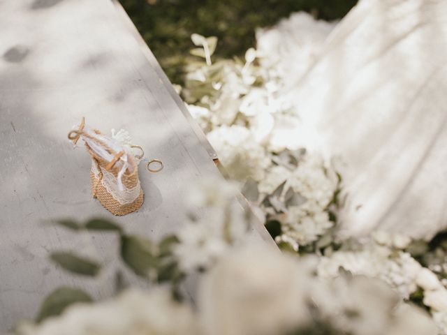 La boda de Adrian y Issa en Santiago De Compostela, A Coruña 21