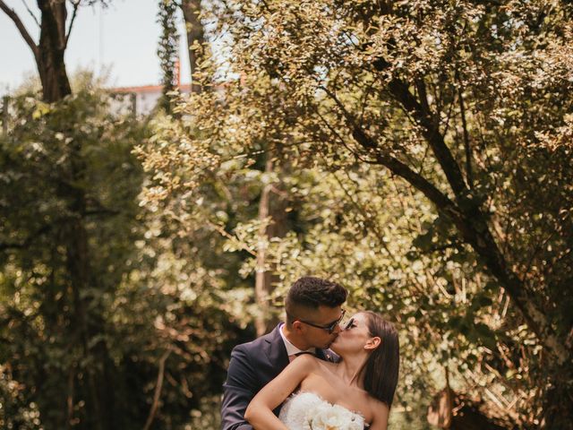 La boda de Adrian y Issa en Santiago De Compostela, A Coruña 28